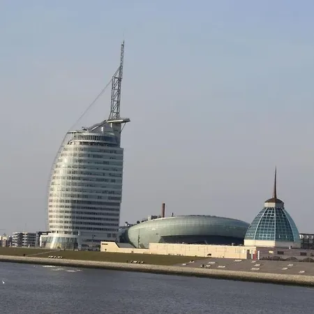 Roof-only House Modern Retreat * Butjadingen