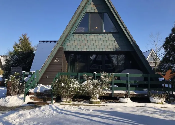 Roof-only House Modern Retreat Butjadingen